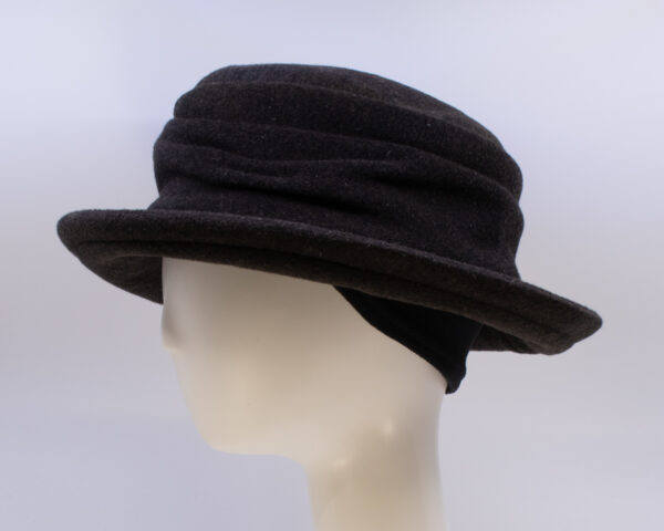 Wool Classic: Claudia (Cashmere) - Moro Brown (Side View) (Ear Cuff)