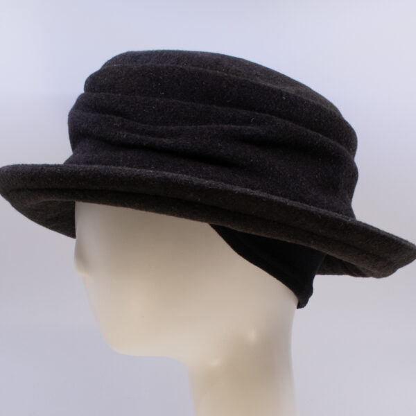 Wool Classic: Claudia (Cashmere) - Moro Brown (Side View) (Ear Cuff)