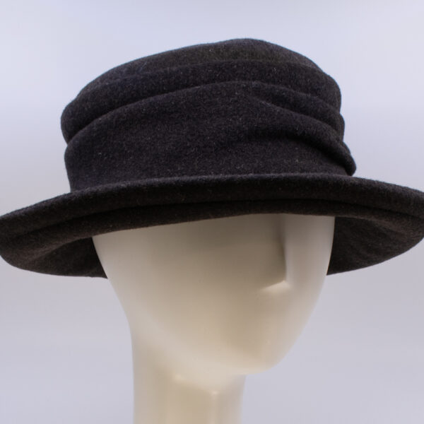 Wool Classic: Claudia (Cashmere) - Moro Brown (Side View 2)