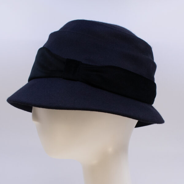 Wool Classic: Freda (Velvet) - Navy/Black (Side View)