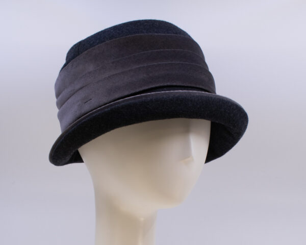 Wool Classic: Jeanette (Velvet) - Midnight/Grey (Side View 2)