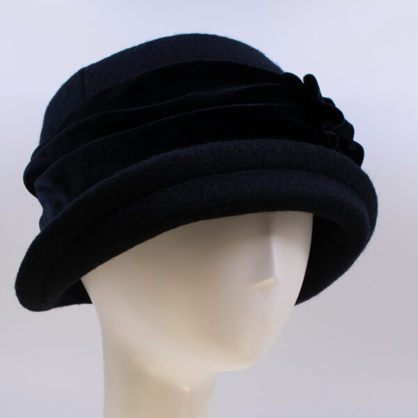 Boiled Wool: Jeanette - Black/Black (Velvet) (Side View 2)