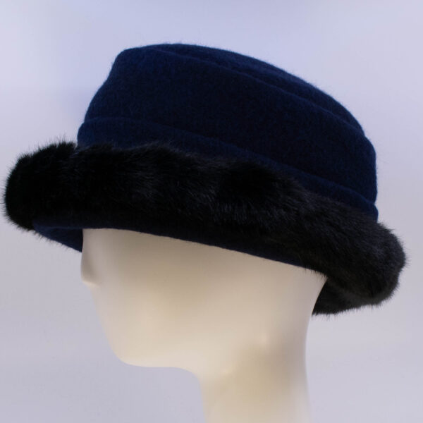 Boiled Wool: Stella - Navy/Sochi (Faux Fur) (Side View)