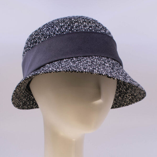 Tweeds: Kaitlin (Velvet) - Black/Grey (Side View 2)