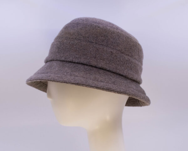 Mohair: Finley - Oatmeal (Side View)