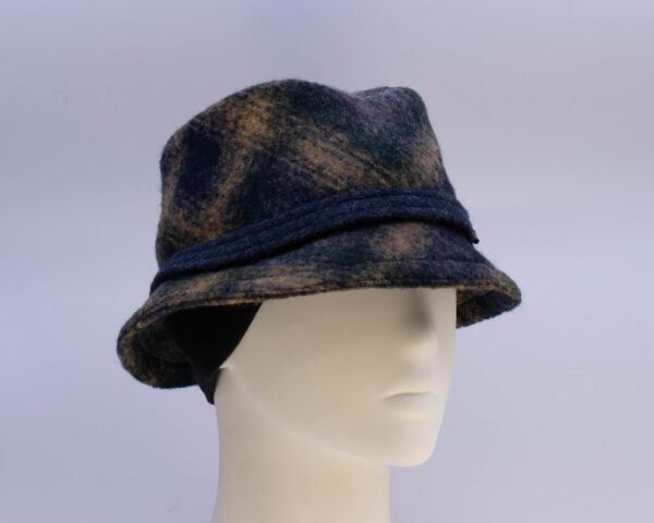 Maritime Mist: Marlo (Mens) - Plaid (Side View 2 Ear Cuff)