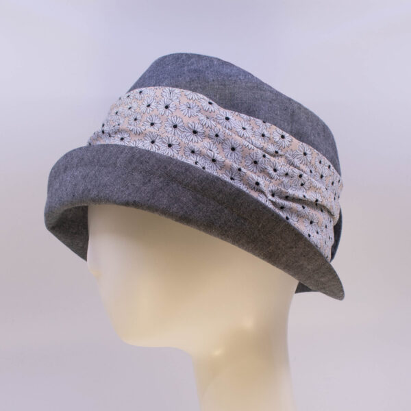 Chambray: Jeanette - Grey/Daisy (Side View)