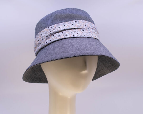 Chambray: Felice (Wrap) - Grey/Daisy (Side View 2)