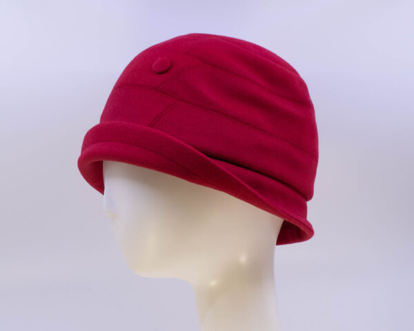 Wool Classic: Bobbi - Red (Side View)