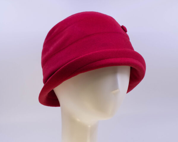 Wool Classic: Bobbi - Red (Side View 2)