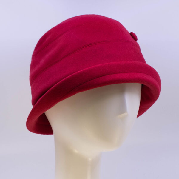 Wool Classic: Bobbi - Red (Side View 2)