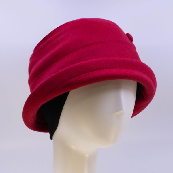 Wool Classic: Bobbi - Red (Side View 2 Ear Cuff)