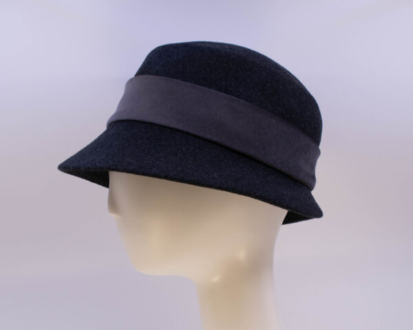 Wool Classic: Kaitlin (Velvet) - Midnight/Grey (Side View)