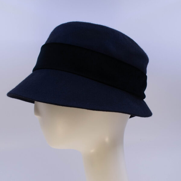 Wool Classic: Kaitlin (Velvet) - Navy/Black (Side View)