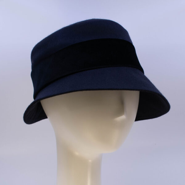 Wool Classic: Kaitlin (Velvet) - Navy/Black (Side View 2)