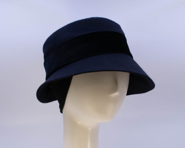 Wool Classic: Kaitlin (Velvet) - Navy/Black (Side View 2 Ear Cuff)