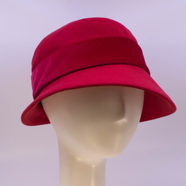 Wool Classic: Kaitlin (Velvet) - Red/Red (Side View 2)