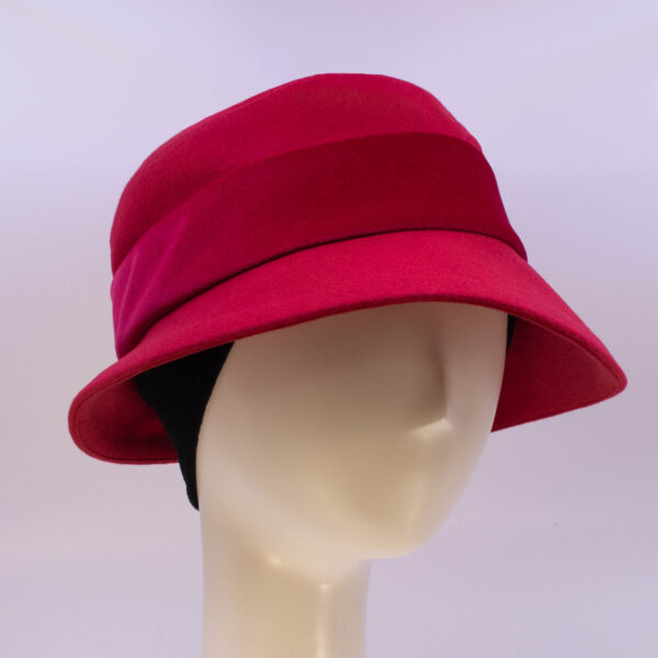 Wool Classic: Kaitlin (Velvet) - Red/Red (Side View 2 Ear Cuff)