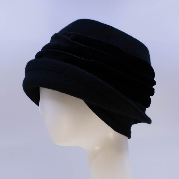 Boiled Wool: Jeanette (Velvet) - Black/Black (Side View Ear Cuff)