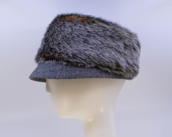 Hidden Fox: Trapper Jane (Faux Fur) - Twill/Fox (Side View)