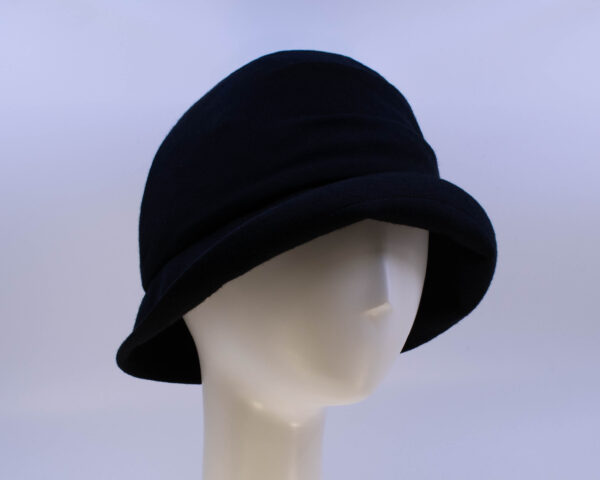 Jersey Girl: Renée - Black Merino (Side View 2)