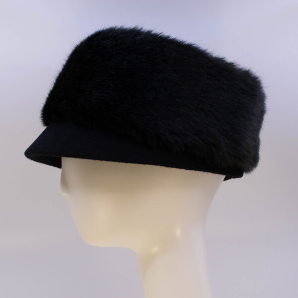 Mohair: Trapper Jane - Black/Sochi (Side View)