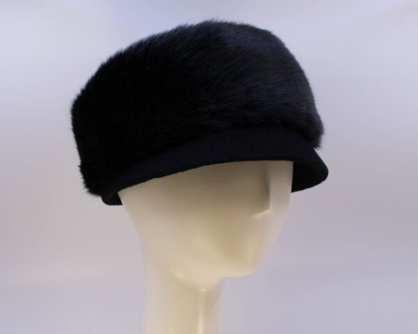 Mohair: Trapper Jane - Black/Sochi (Side View 2)